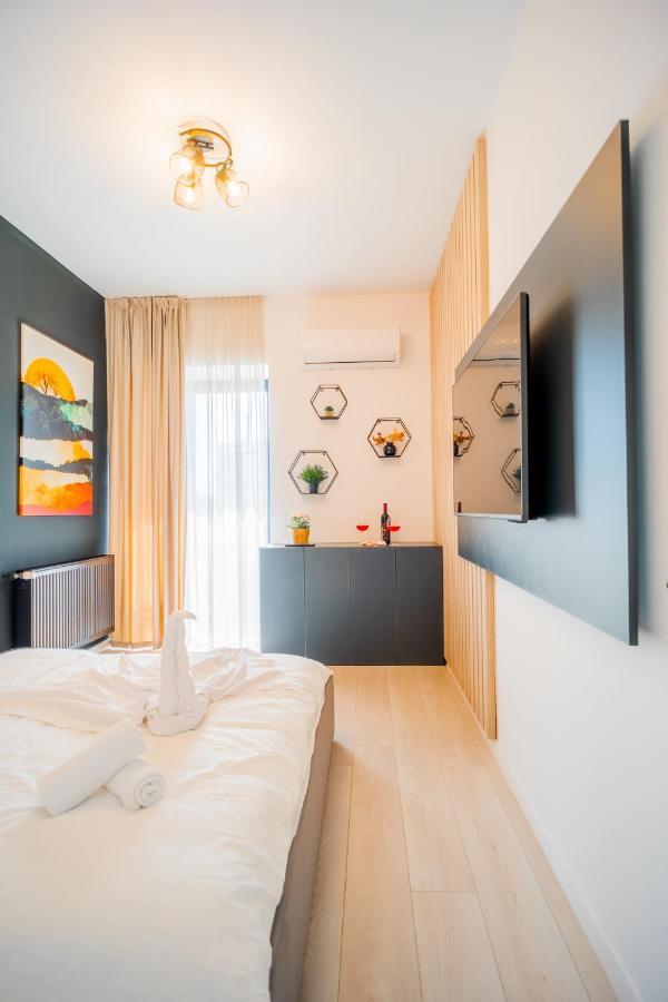 Union Plaza - Balcony Delight In City Center Bucureşti Ngoại thất bức ảnh